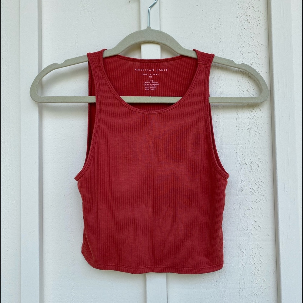 Ribbed & Cropped Tank Top